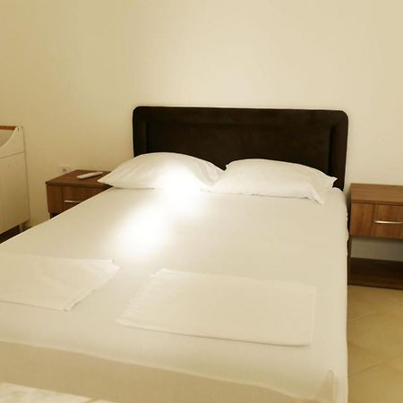 Apartmani Scepanovic ซูโตมอเร ภายนอก รูปภาพ