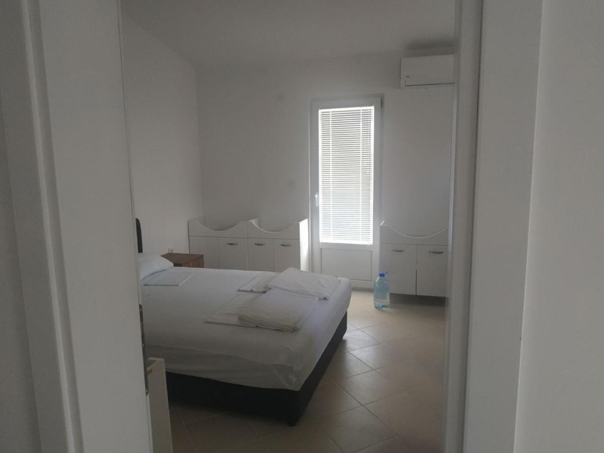 Apartmani Scepanovic ซูโตมอเร ภายนอก รูปภาพ