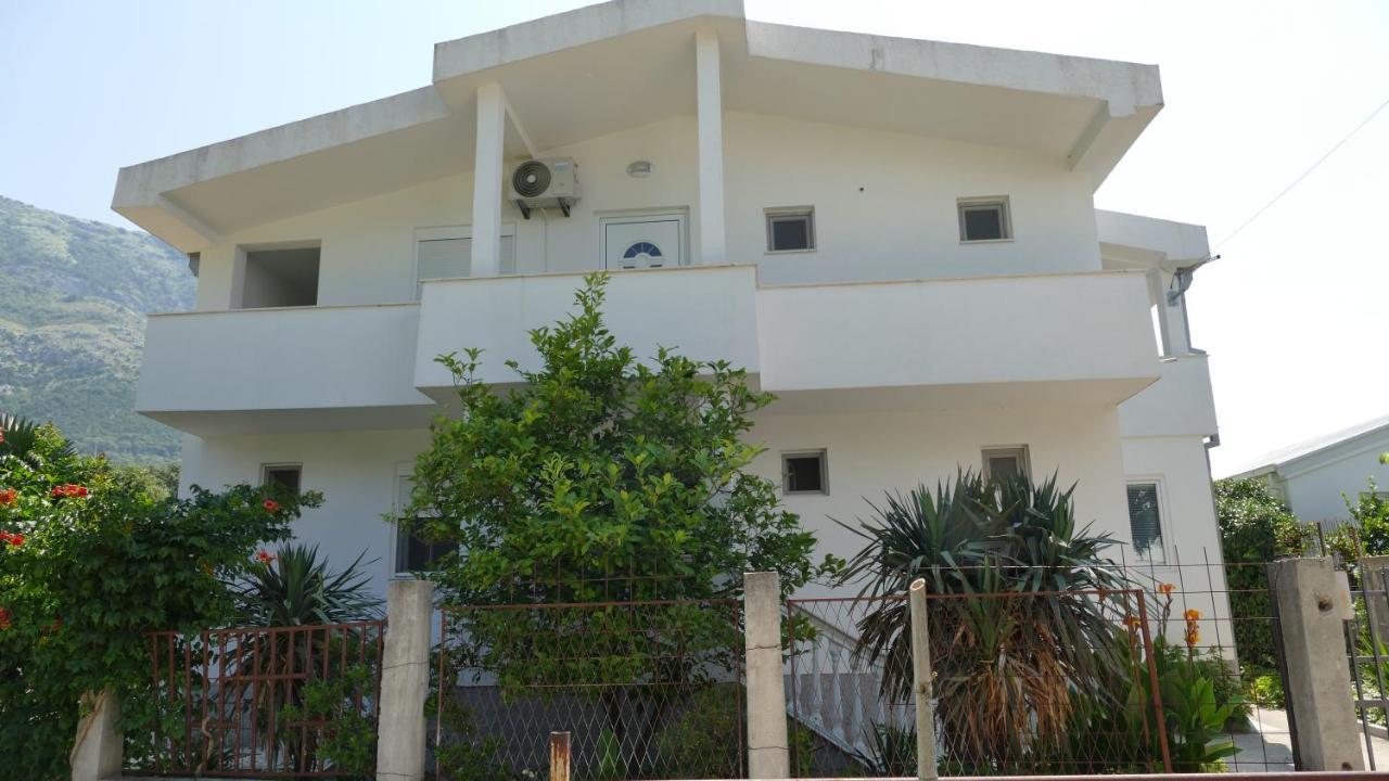 Apartmani Scepanovic ซูโตมอเร ภายนอก รูปภาพ